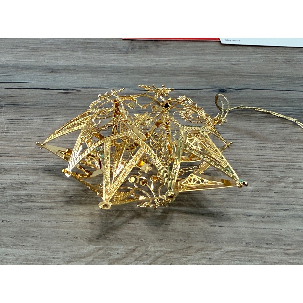 2013 Danbury Mint Annual 23k Gold Star of Wonder Christmas Tree Ornament - Picture 7 of 7